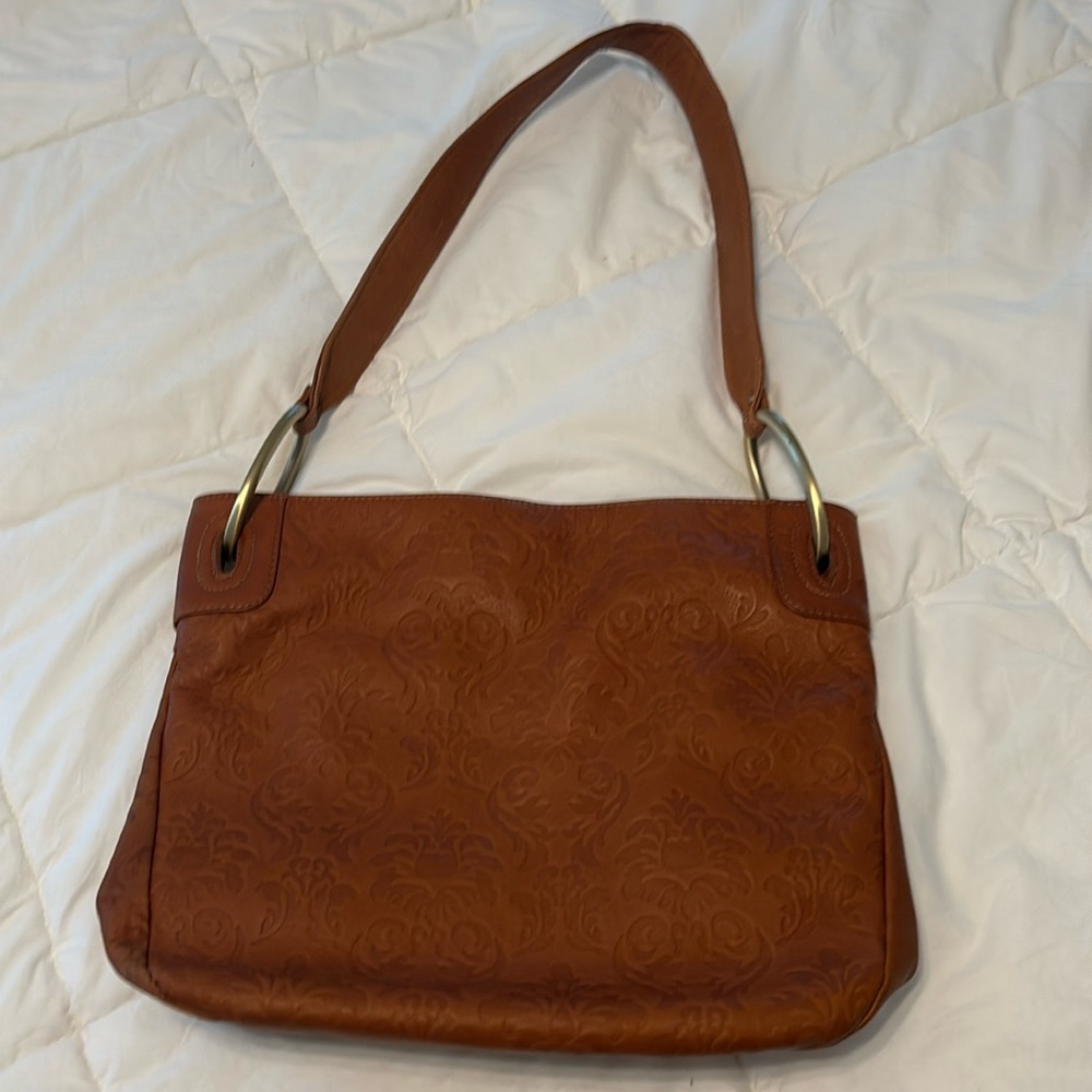 Stone Mountain one strap purse
